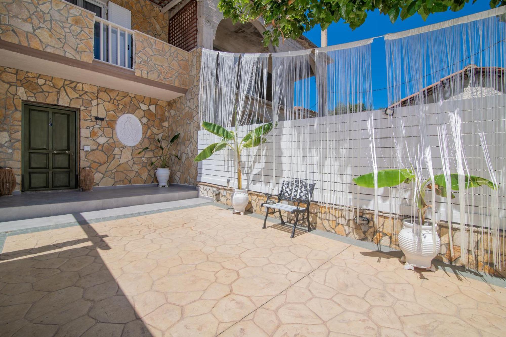 Casa D'Oro Exclusive Villa Kypseli Extérieur photo