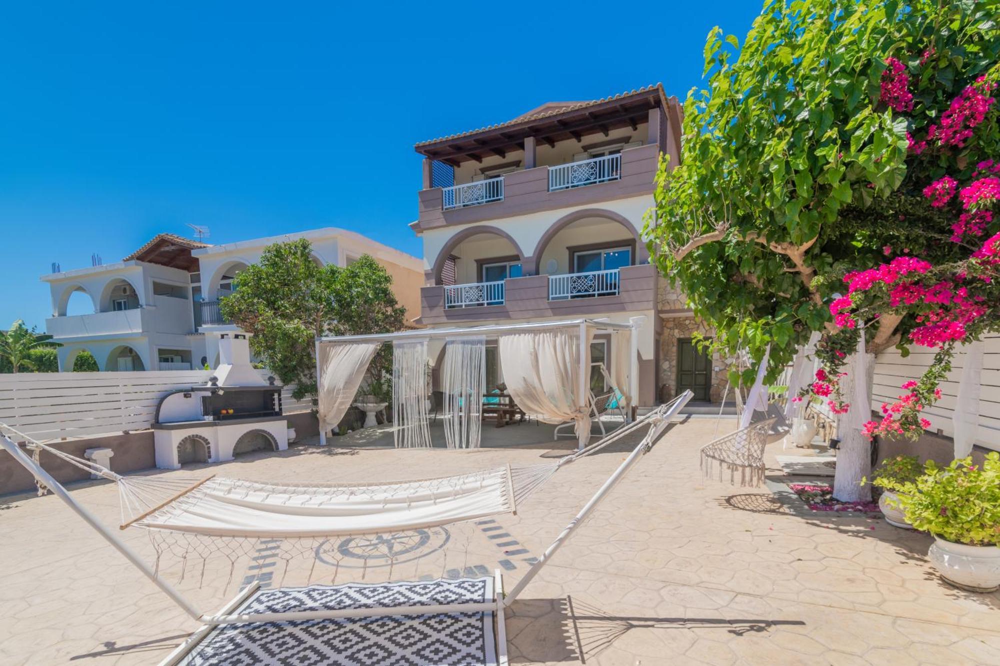 Casa D'Oro Exclusive Villa Kypseli Extérieur photo